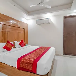 Bed & Breakfast Airport Mayank Residency